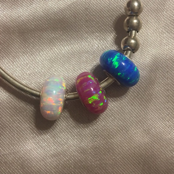 Opal bead with silver Core - Picture 8 of 8
